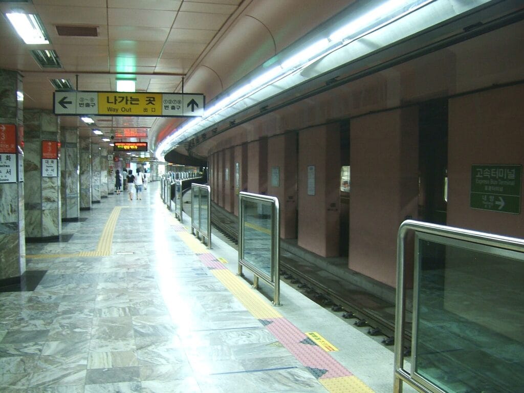 Seoul's Climate Card Is Becoming 'Climate Card Plus' in September 2026 A platform at a Seoul Metropolitan Rapid Transit express bus terminal station, part of the network covered by the Climate Card