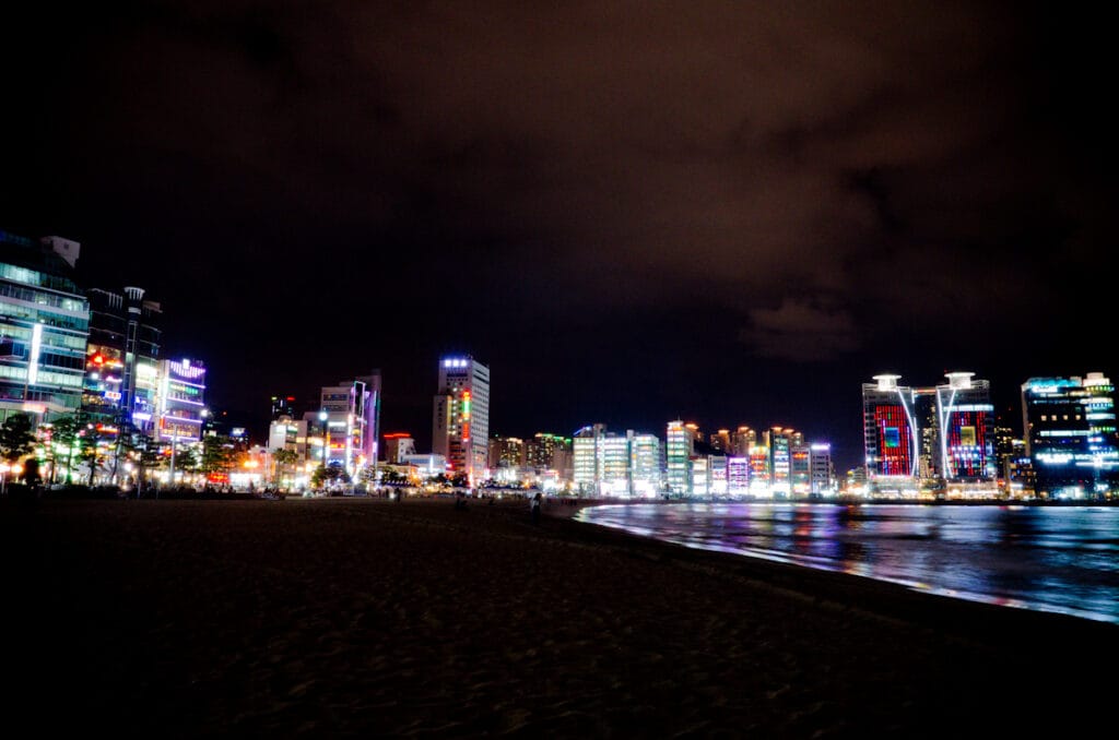 Gwangalli M Drone Light Show 2026: August Saturday Schedule, Busan Gwangalli Beach in Busan lit up at night, home of the Gwangalli M drone light show