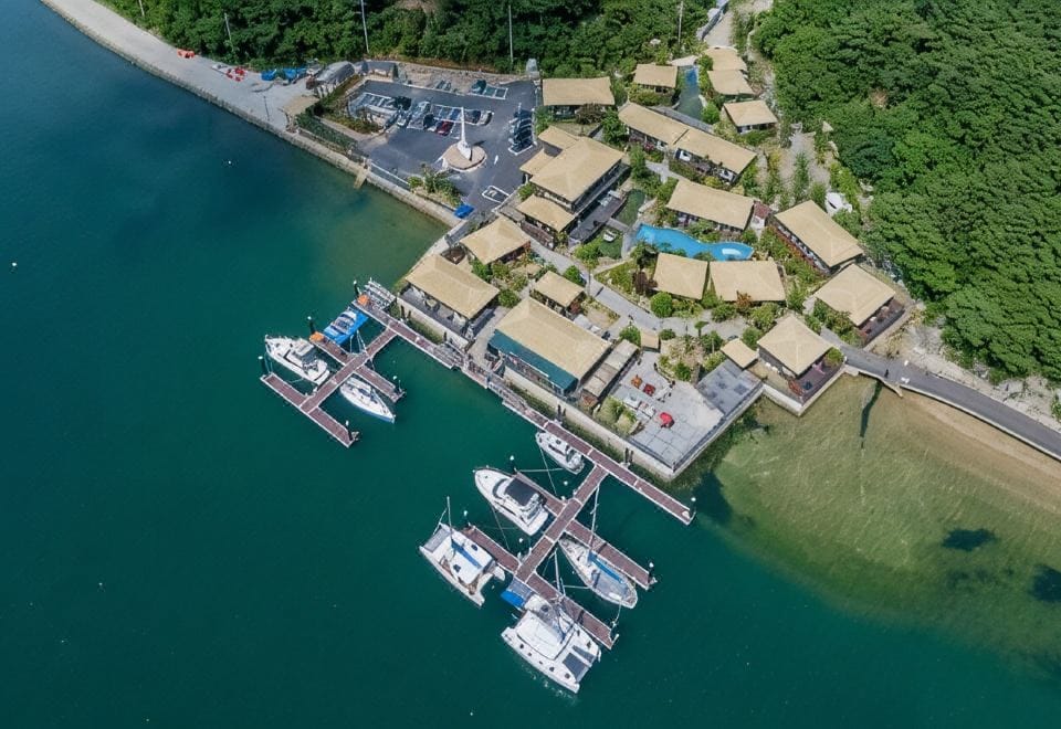 Where to Stay in Tongyeong: Best Areas & Hotels for Every Trip (2026) A balcony room with a sea view at Tongyeong Hansan Marina Resort