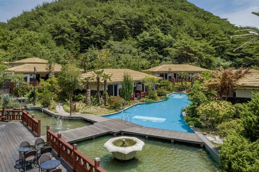 Where to Stay in Tongyeong: Best Areas & Hotels for Every Trip (2026) The infinity pool at Stanford Hotel & Resort Tongyeong, facing the sea
