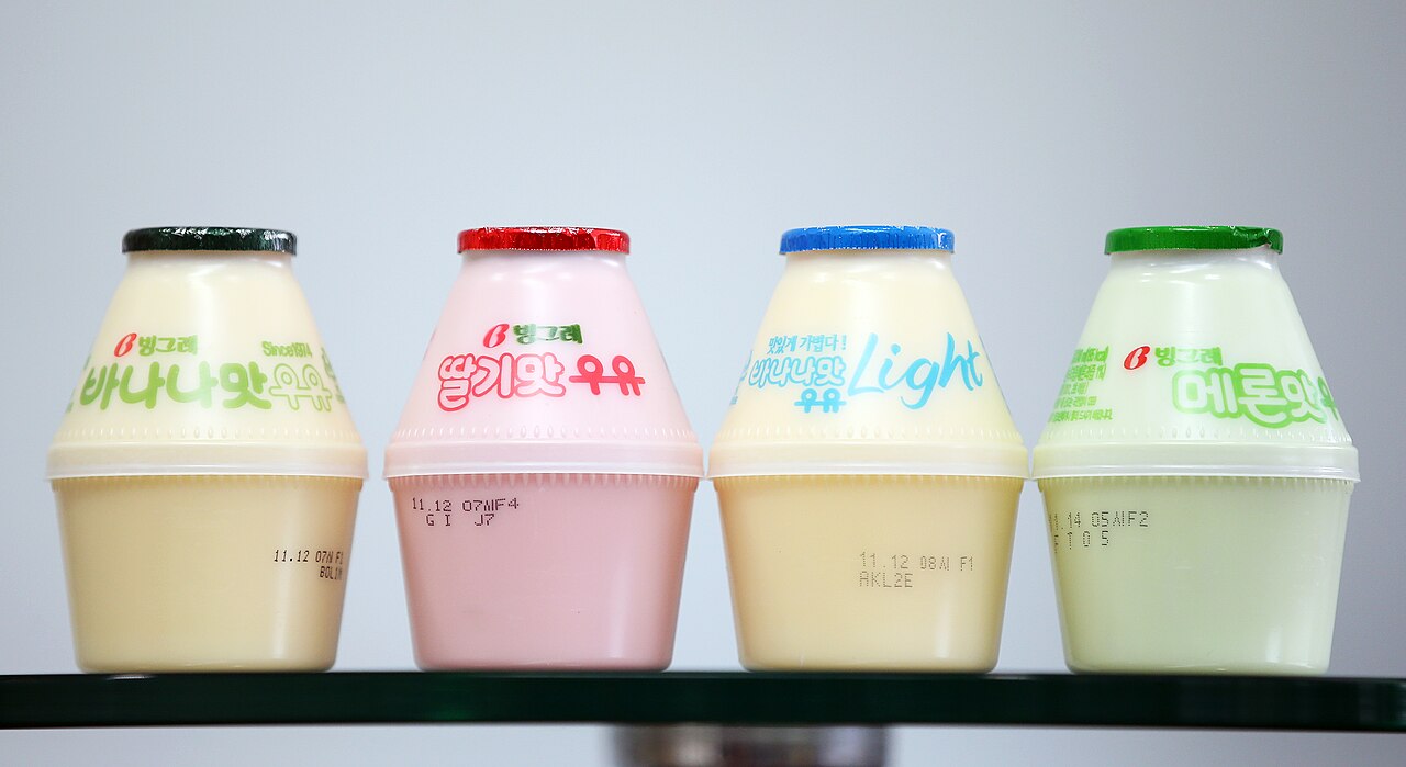韩国便利店的经典饮料,Binggrae 香蕉牛奶